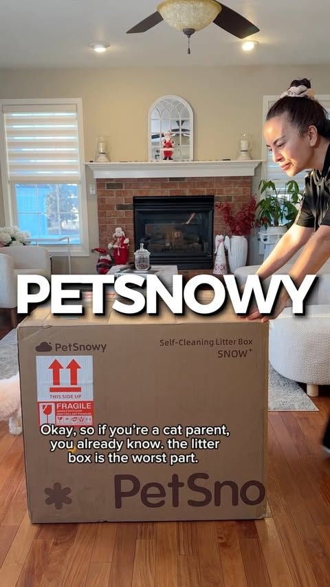 Instagram post by @harikaugc for PetSnowy. Caption reads: So happy with the PetSnowy Self-Cleaning Cat....
