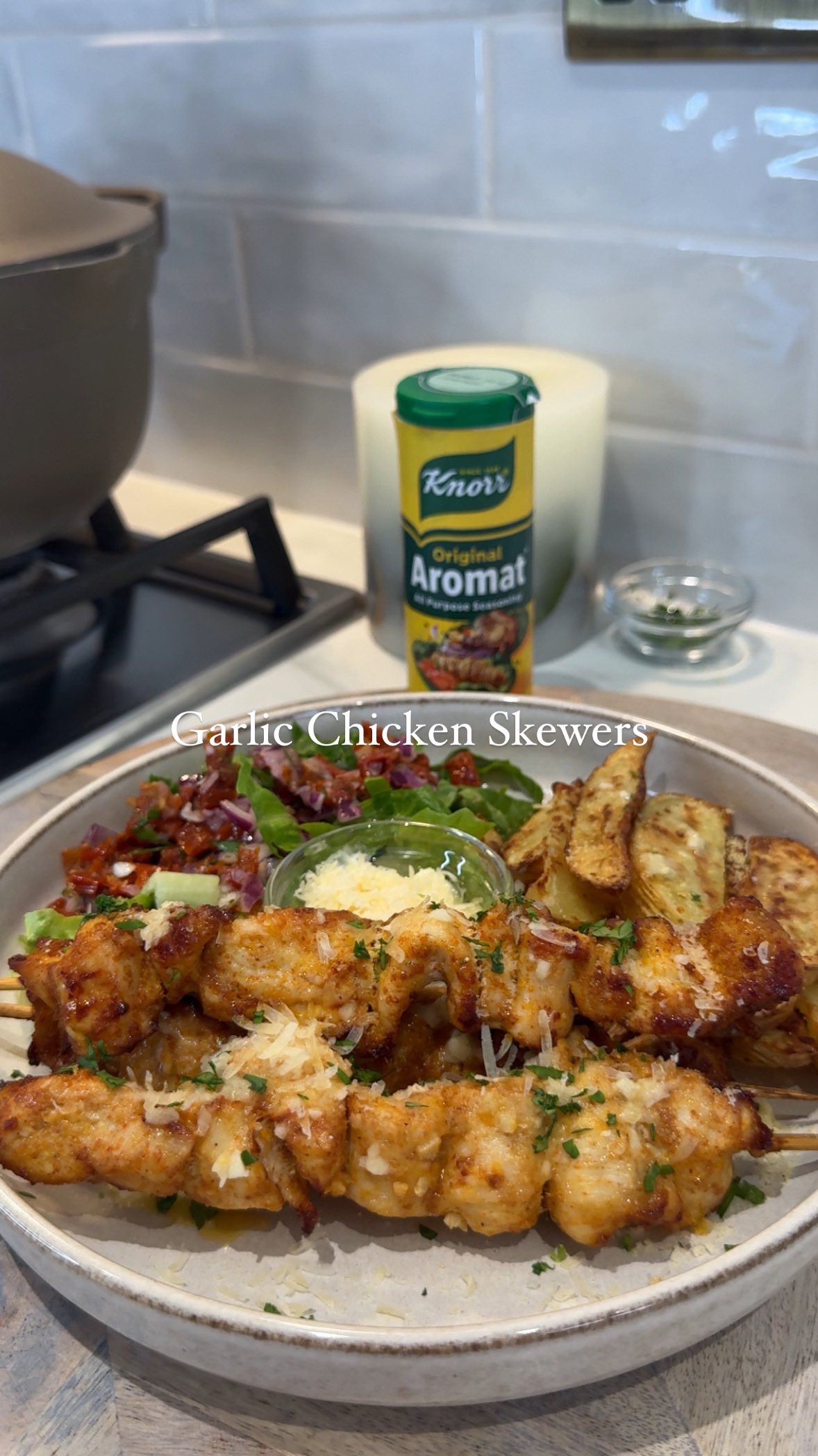 Instagram post by @kimberlys_journeyy for Knorr. Caption reads: Ad GARLIC CHICKEN SKEWERS
 
My go to seasoning to....