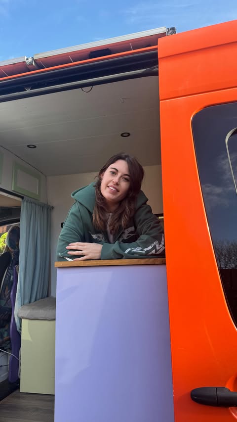 Instagram post by @simone_stewart for Holafly. Caption reads: [...] to work on the road, the answer is with....