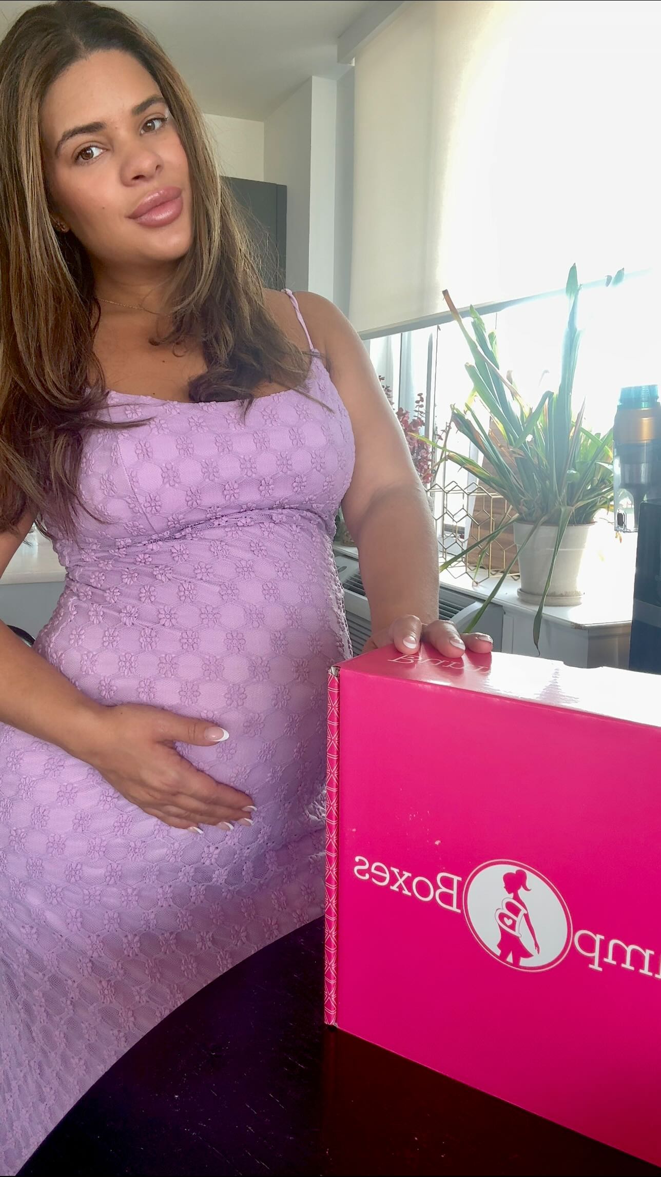 Instagram post by @honyprz for Bump Boxes. Caption reads: @bumpboxes @bumpboxes 
Pregnancy save products....