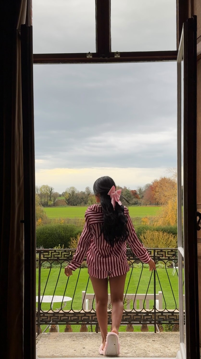 Instagram post by @natseleen_ for Boux Avenue. Caption reads: THE perfect pyjama story 🎀 @bouxavenue AD
DC:....