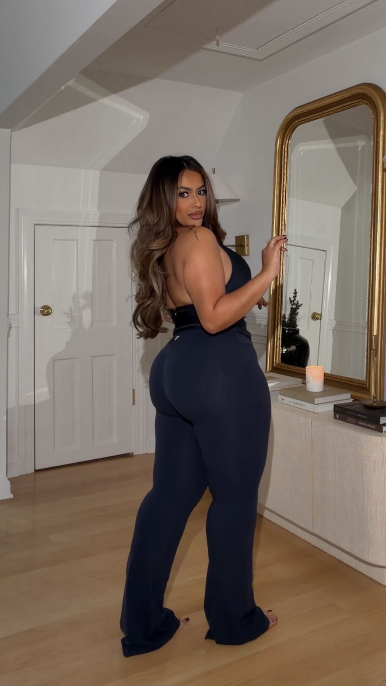 Instagram post by @kristalheredia for Aritzia. Caption reads: Calling all my pilates princesses! We went so hard....