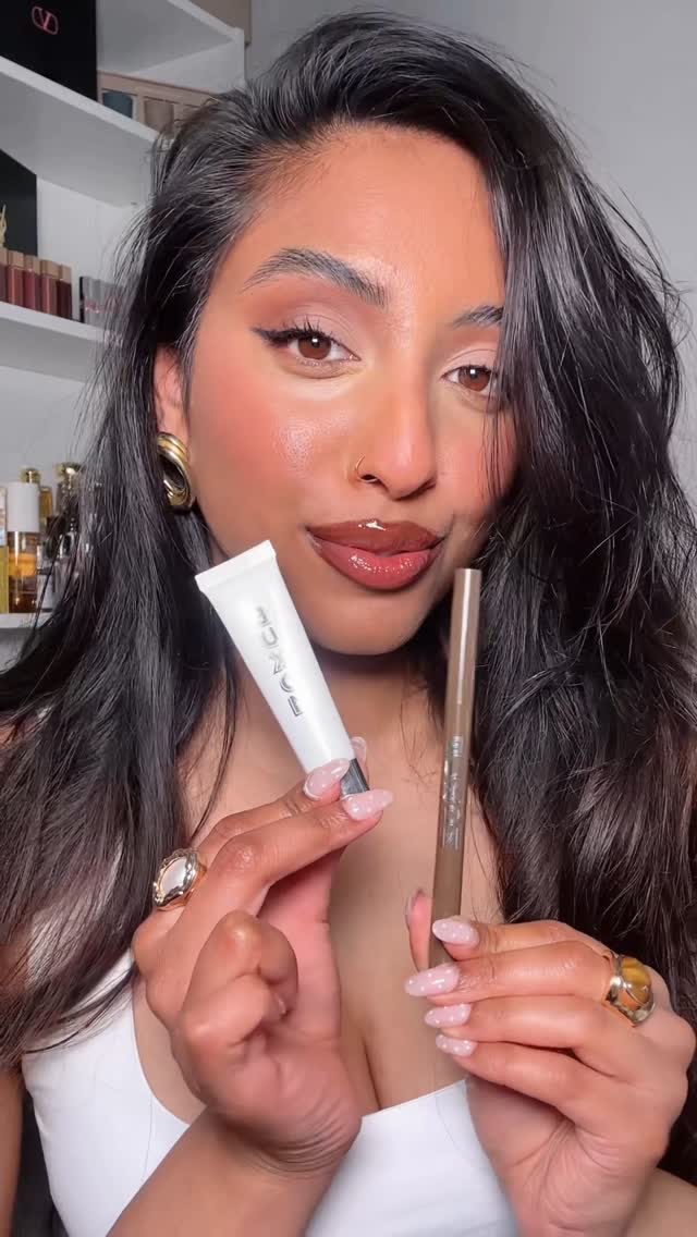 Instagram post by @lordthivi for BUXOM Cosmetics. Caption reads: [...] Girl Fall Lip Combo loading ft the....