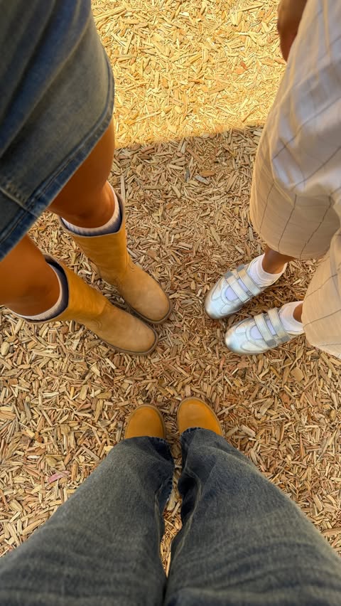 Instagram post by @alyssadarland for Timberland. Caption reads: [...] are the BEST for back-to-school! @timberland....