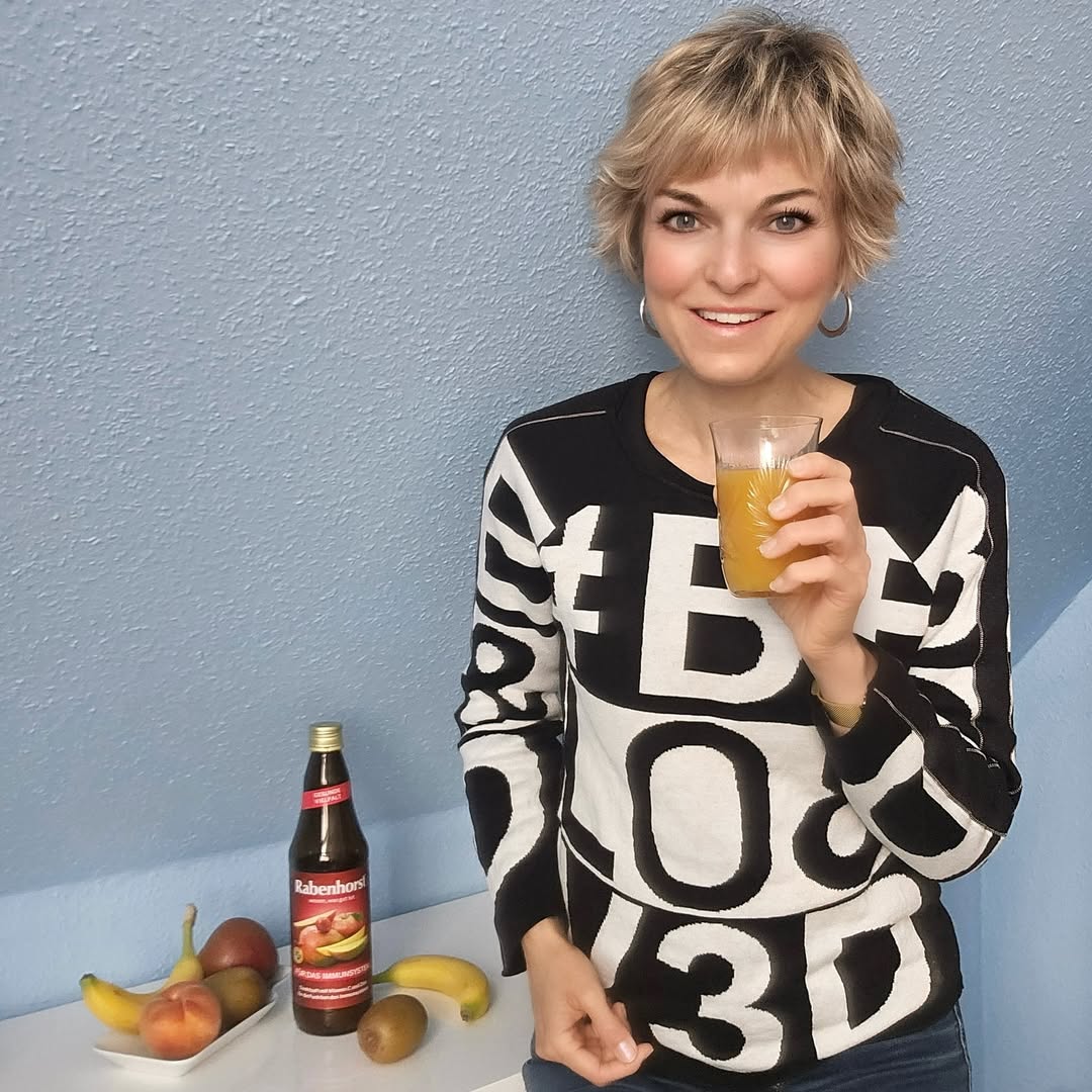 Instagram post by @sonne_testet for brandsyoulove.de. Caption reads: *Werbung* #produkttest 
Hallo zusammen! Diese Test....