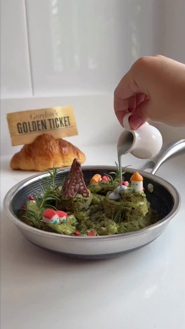 Instagram post by @h0mec4fe for HexClad. Caption reads: Dreaming of Paris with @hexclad 🇫🇷

Check out....