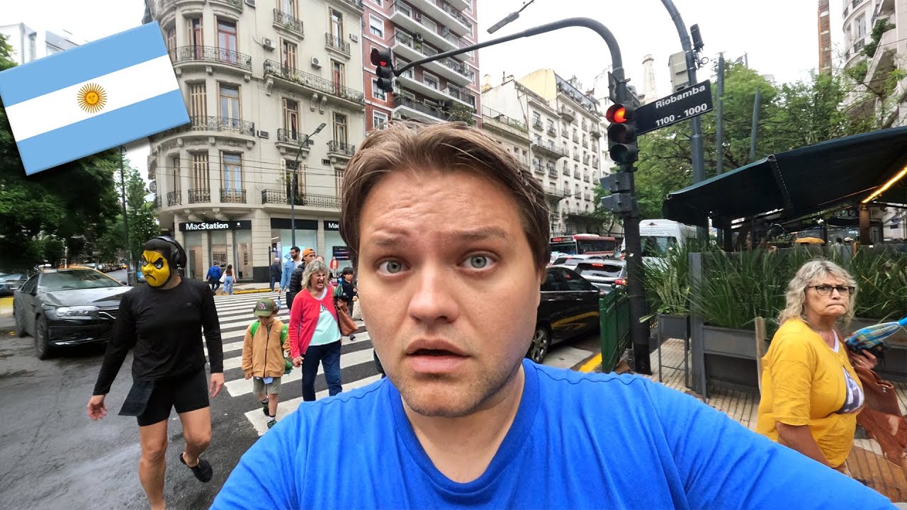 YouTube post by @StasFiestas for Airalo. Caption reads: Descarga Airalo completamente gratis y utiliza....