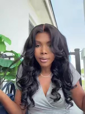 TikTok post by @dahchou for Sunber Hair. Caption reads: I love the look of this wig @Sunber Hair....