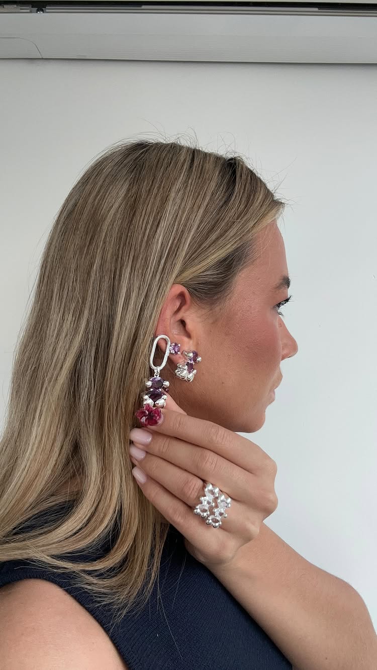 Instagram post by @marianadiezmoliner for TOUS. Caption reads: completely obsessed @tousjewelry 🧸🎀

pd:....