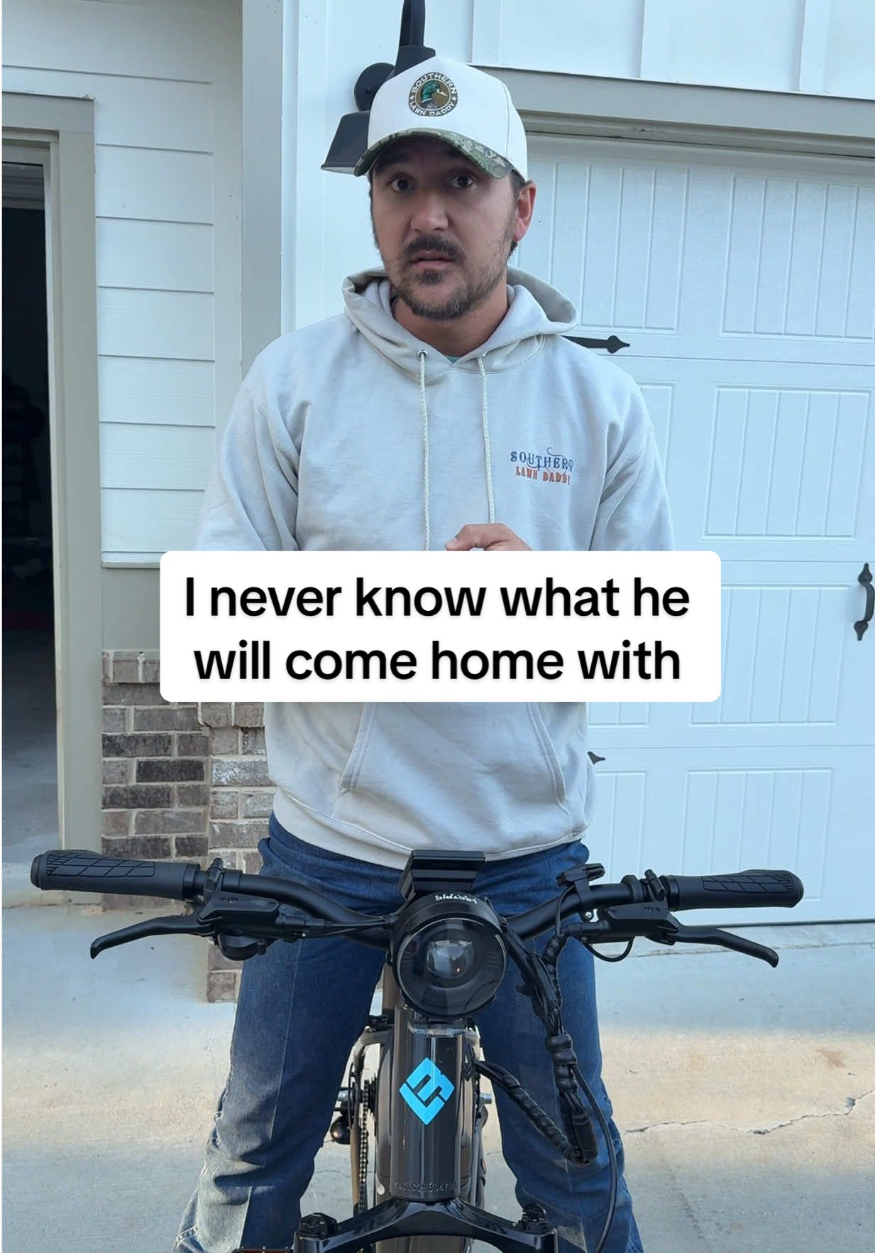 TikTok post by @southernlawndaddy for Lectric eBikes. Caption reads: [...] get your own @Lectric . Link in bio....