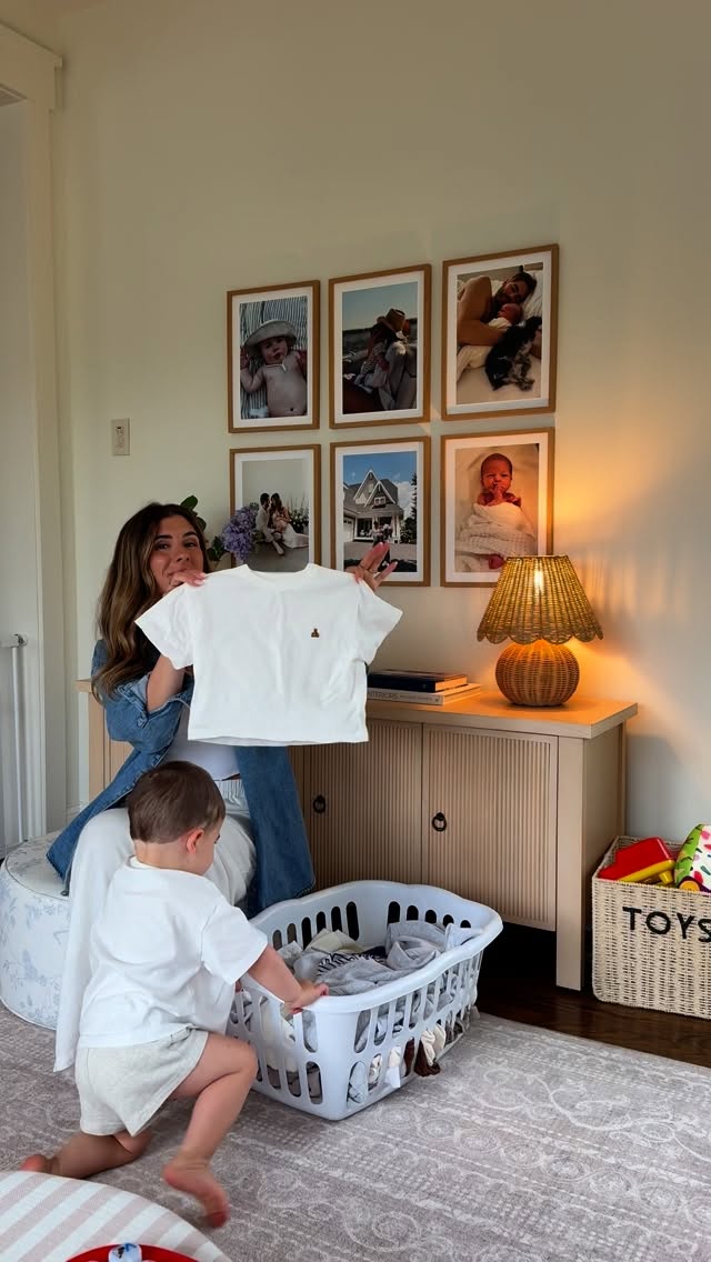 Instagram post by @absalz for Dropps. Caption reads: These laundry hacks will make your life SO much....