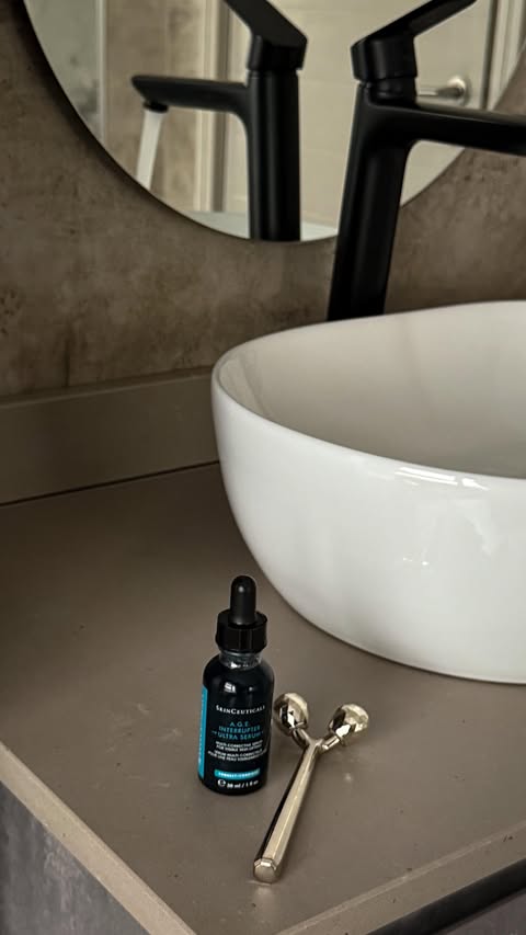 Instagram post by @rxeesa for SkinCeuticals. Caption reads: A moment of calm with @skinceuticals 🤍☁️✨

The....