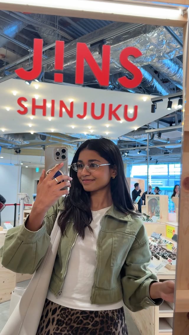 Instagram post by @hiananyaa_ for Jins. Caption reads: JINS officially opened their NEW 3 floor store....