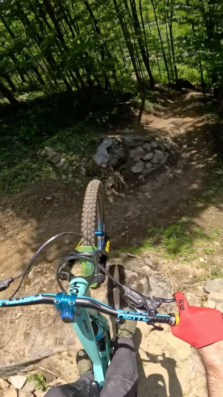 Instagram post by @philkmetz for NOBL Wheels. Caption reads: [...] in touch! Sponsored by @gtbicycles....