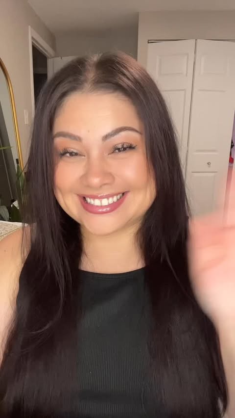 Instagram post by @es_jenny_solares for Sally Beauty. Caption reads: #SallyBeauty Partner I finally stopped shedding so....