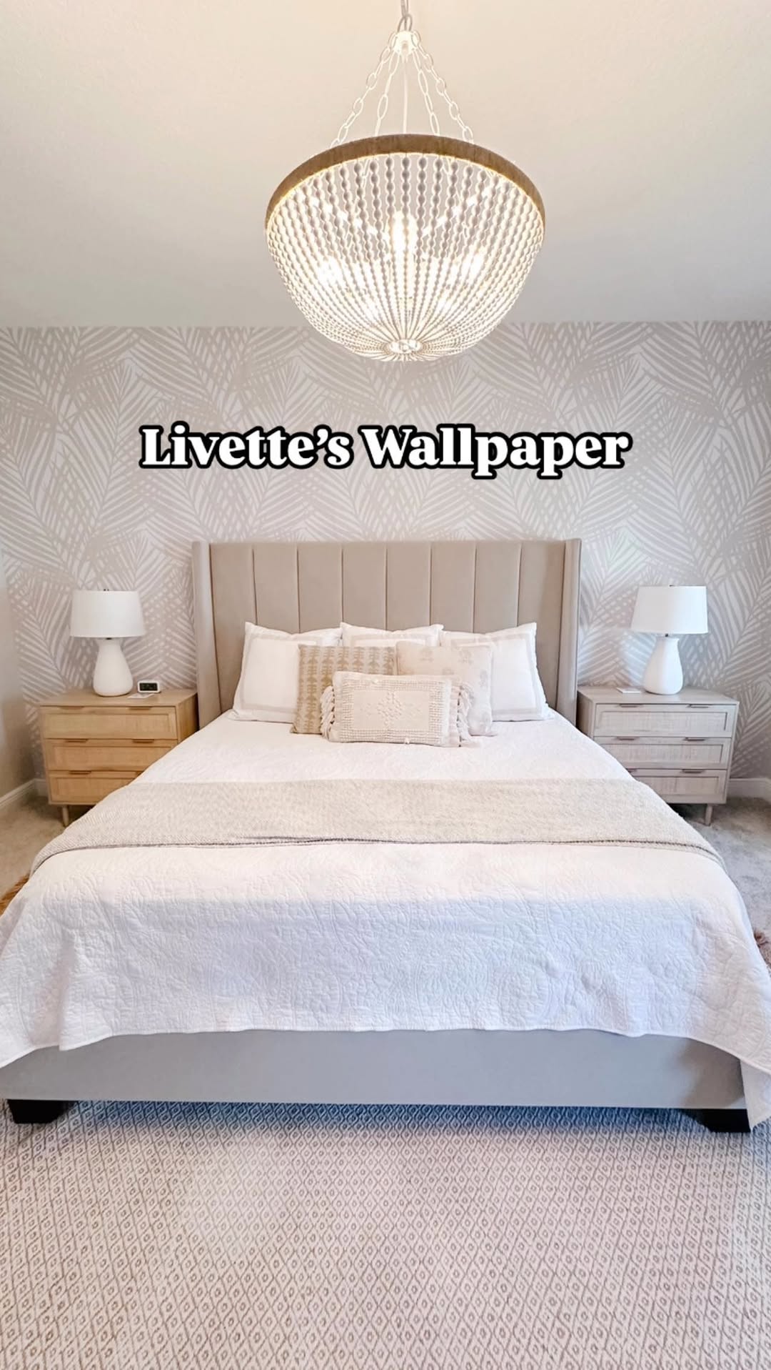 Instagram post by @simplesweetalmostcomplete for Livette's Wallpaper. Caption reads: [...] wallpaper with you guys from....