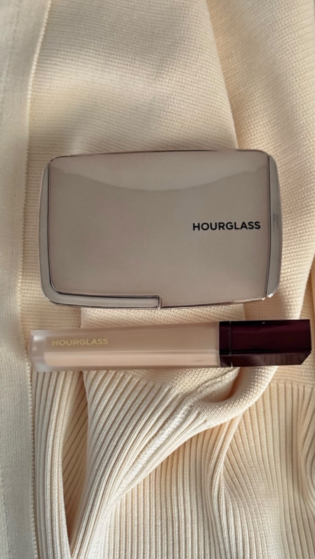 Instagram post by @evameloche for Hourglass Cosmetics. Caption reads: Day to night airbrushed complexion....