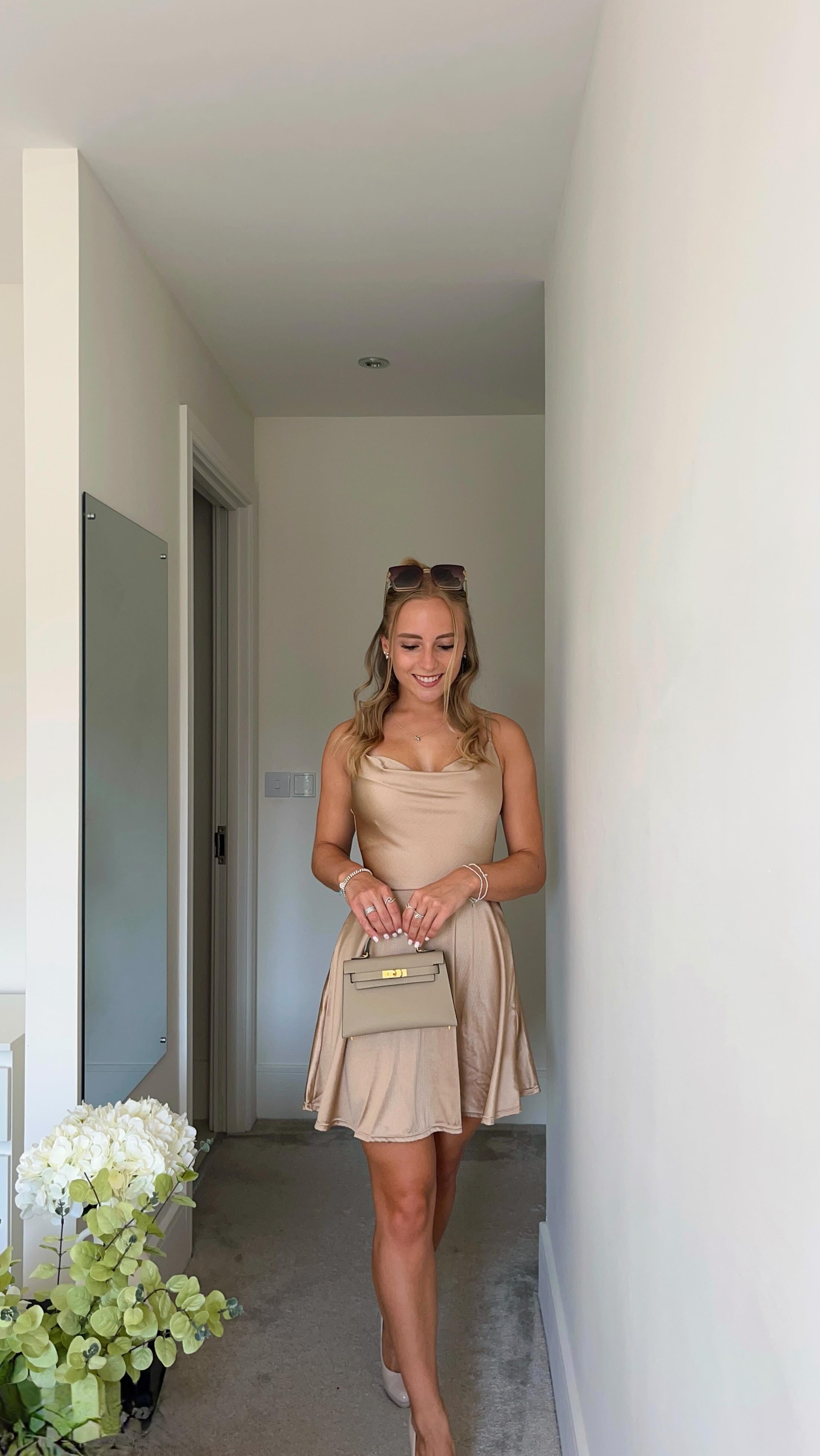 Instagram post by @oliviabluue for Popilush. Caption reads: The perfect summer evening dress 🌷

@popilush....