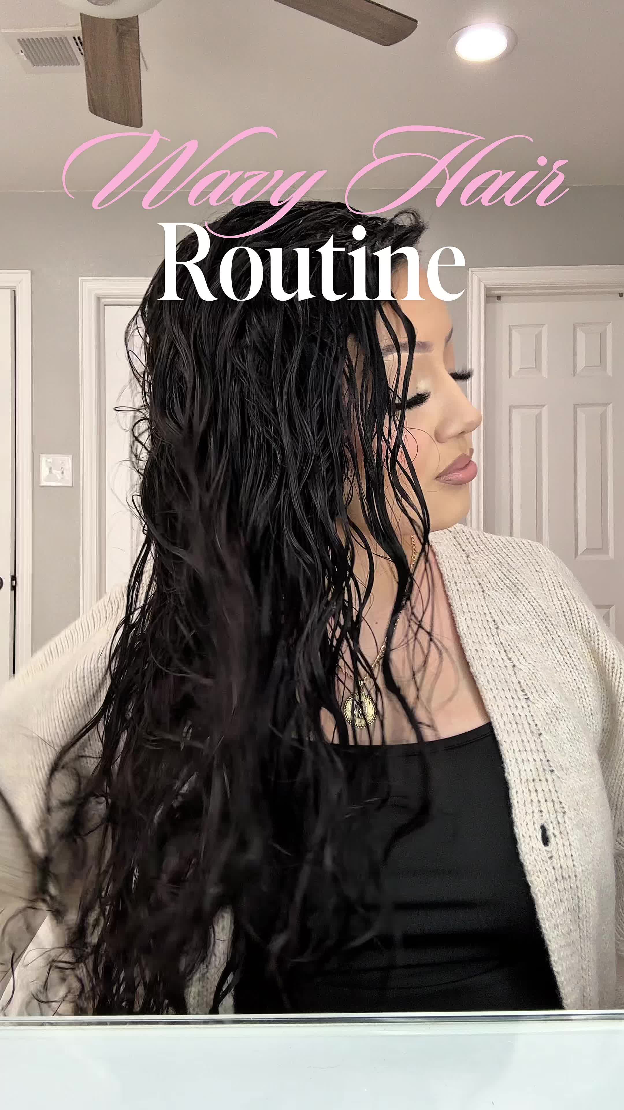 TikTok post by @shortyfinaporvida for Hairitage by Mindy. Caption reads: [...] Curls mousse & light hold gel @Hairitage by....
