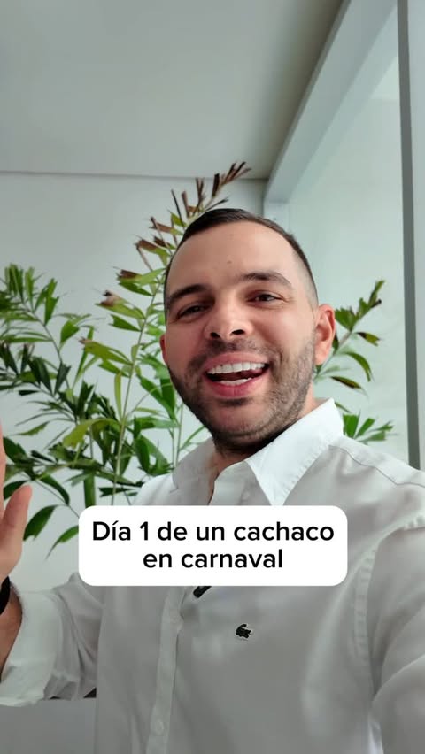 Instagram post by @elgatales for inDrive. Caption reads: El cacha en carnavales inDrive @indrive.co....