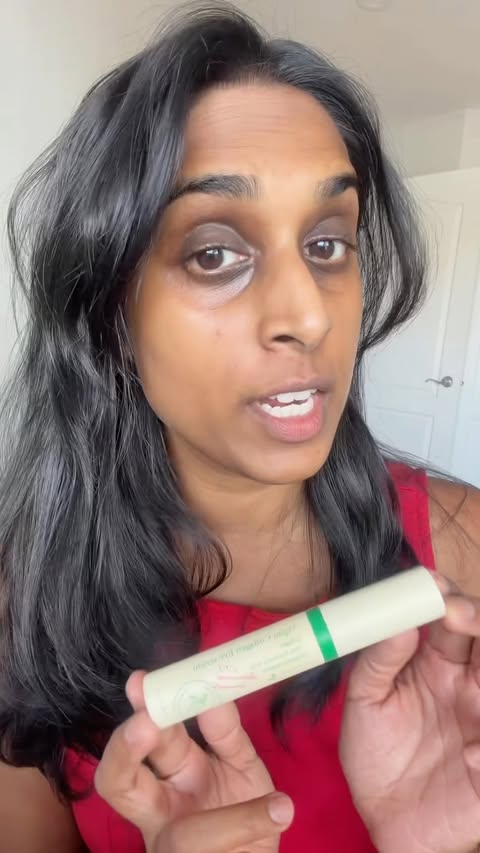 Instagram post by @khushhyy for AXIS-Y. Caption reads: @axisy_official Vegan Collagen Eye Serum has [...].