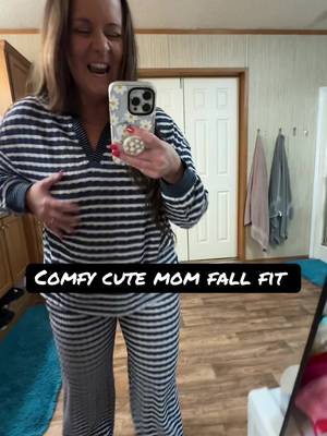 TikTok post by @thefitfarmfam for Imilybela. Caption reads: I’ll be LIVING in this lounge set. Perfect for....