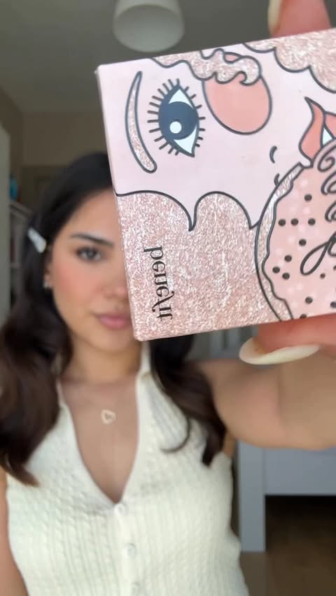 Instagram post by @yagmurerrogllu for Lancôme. Caption reads: Kullandığım ürünler; • @toofaced Born This Way....