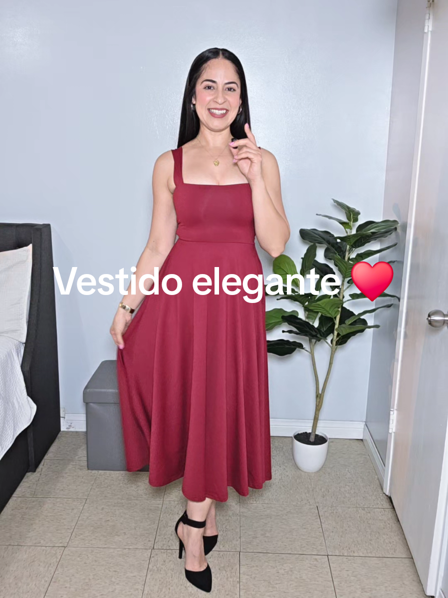 TikTok post by @susana_barrera14 for OYS-beauty. Caption reads: @OYS-beauty Vestido elegante ♥️ #vestido #vestidos....