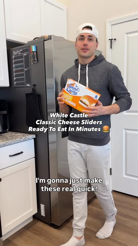 Instagram post by @mitchellbienvenue for White Castle. Caption reads: [...] for a satisfying snack… thank you....