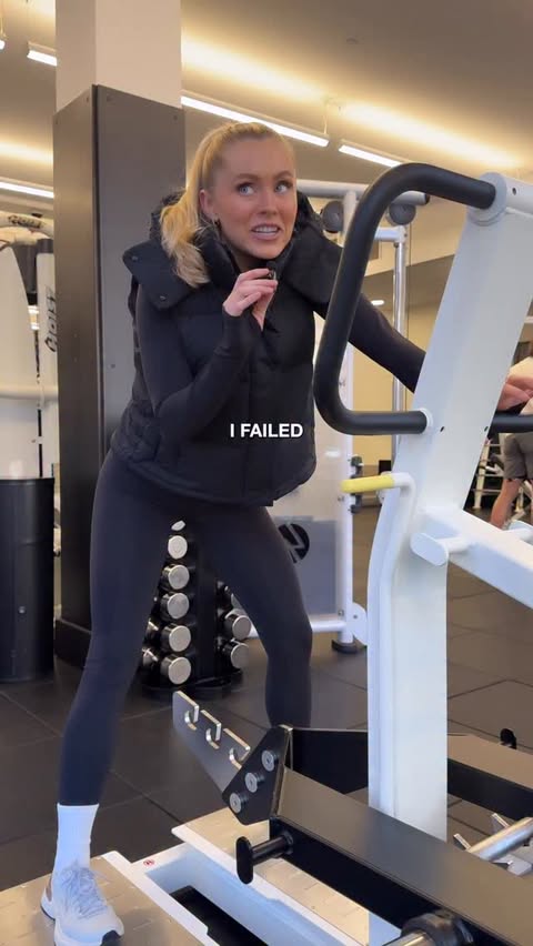 Instagram post by @samanthafeher for lululemon. Caption reads: [...] discipline
2. a cute workout fit (hi....