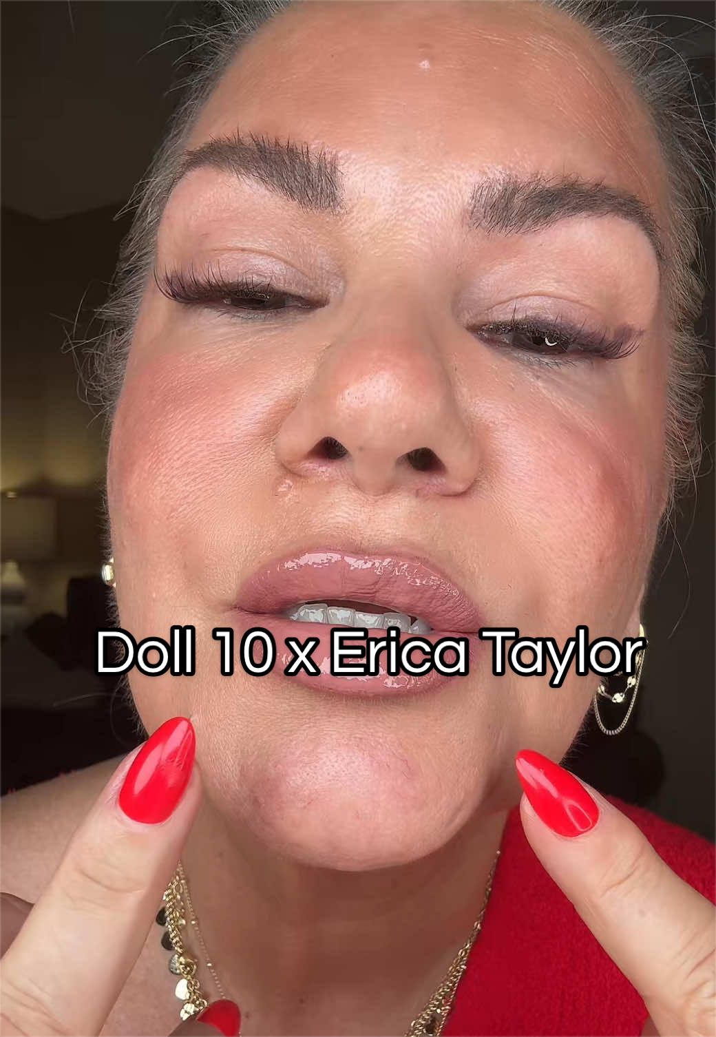 TikTok post by @therealrochellemarie for Doll 10 Beauty. Caption reads: [...] you need #lipcombos #nudelipcombo @Doll 10....