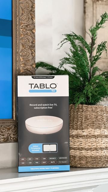 Instagram post by @theblendednest for TabloTV. Caption reads: [...] so we don’t miss a thing! #brandpartner....