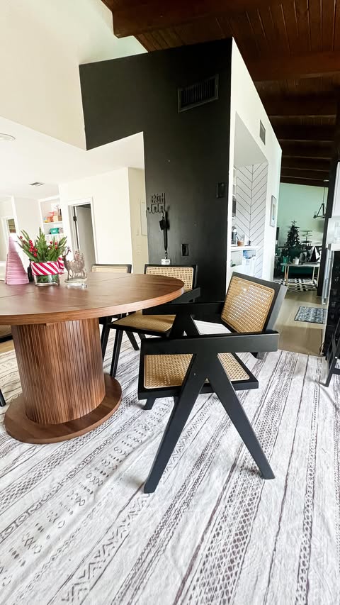 Instagram post by @jessimorganhome for Lauren Croker • Online Stylist. Caption reads: Proof that one piece can change everything 🤍 The....