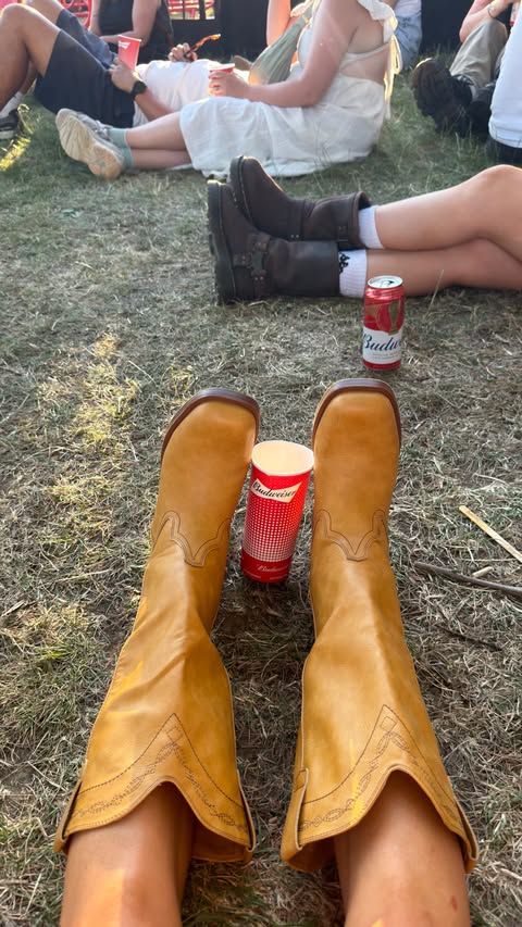 Instagram post by @carakinney_ for Budweiser. Caption reads: [...] Would highly recommend. Thank you to....