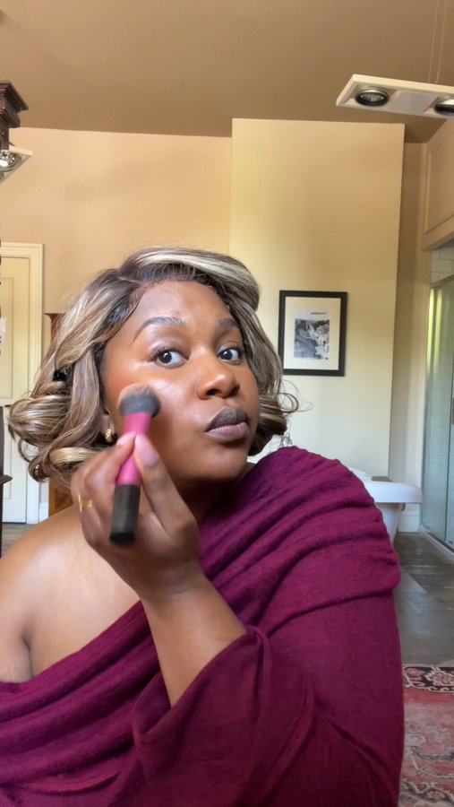 Instagram post by @lorri_luxxe for Sunday Riley. Caption reads: Feminine Beauty 💄 

Products used: 
@caudalie....