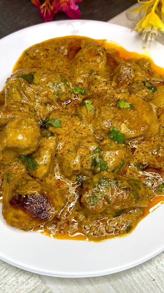 Instagram post by @mirzasahabgroup for Biryani By Kilo. Caption reads: Chiken Tikka Masala 🍗 🍢 
.
Thank you @MirzaSahab....