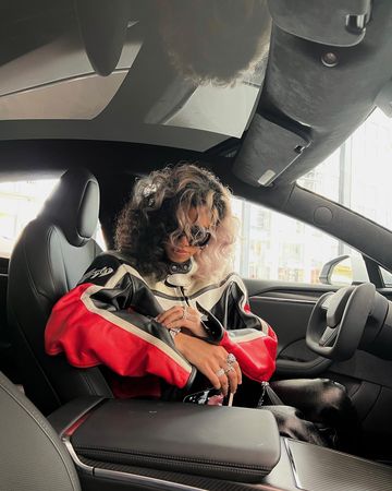 Instagram post by @sierrarenas for JBW. Caption reads: timeless pieces

use code SIERRA-25 to get $ of....