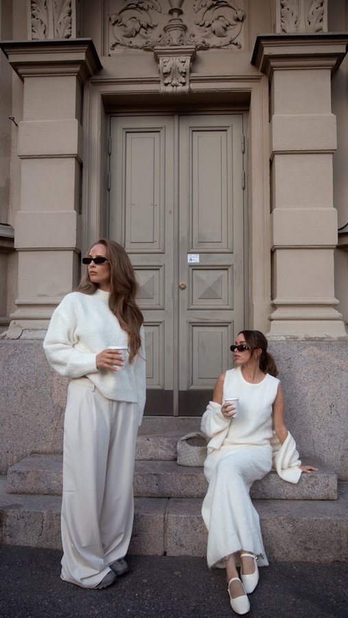 Instagram post by @juliatoivola for Kappahl. Caption reads: Advertisement @kappahl / From desk to....