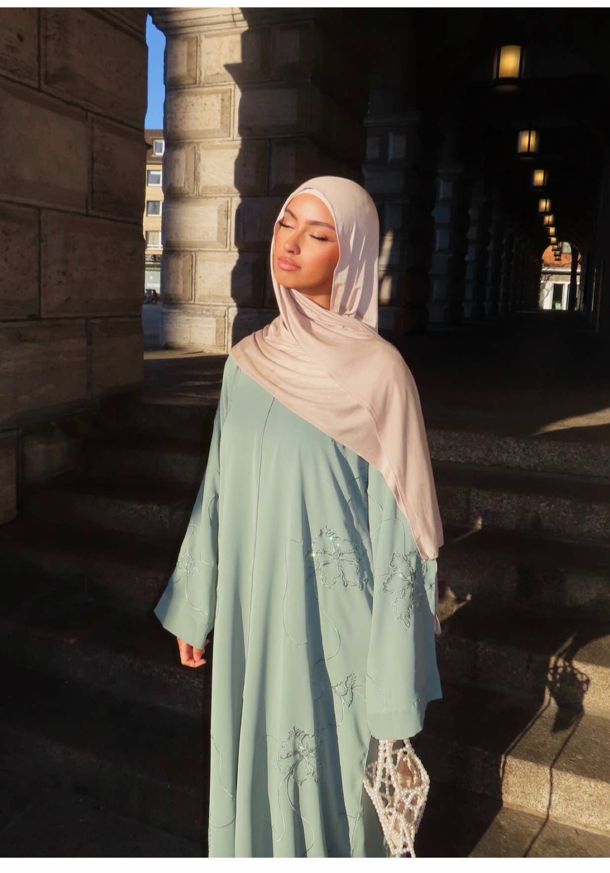 TikTok post by @jasm1n.bk for LOSYANA. Caption reads: @LOSYANA „JASMINBk“ -10% 🤍#fyp #hijab #grwm [...].