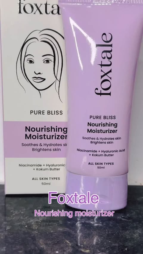 Instagram post by @kritisinghhh2713 for Foxtale. Caption reads: “Hydrate, glow, repeat ✨ Foxtale Pure Bliss....