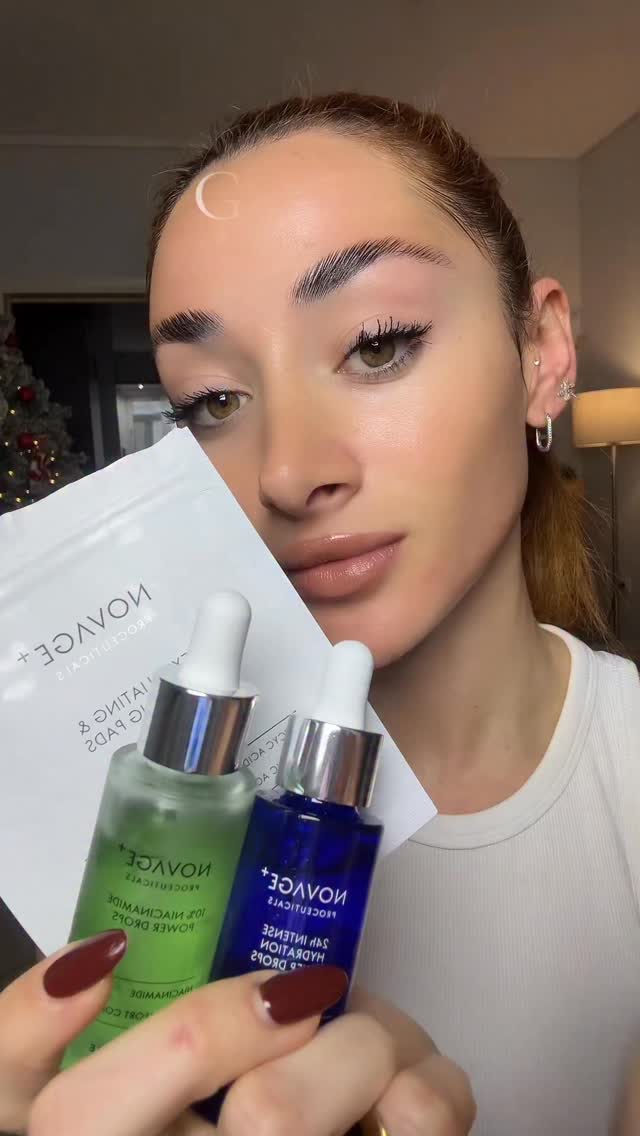 Instagram post by @michaelastefanou for Oriflame. Caption reads: Glass skin σε 3 βήματα από @oriflamegreeceofficial....