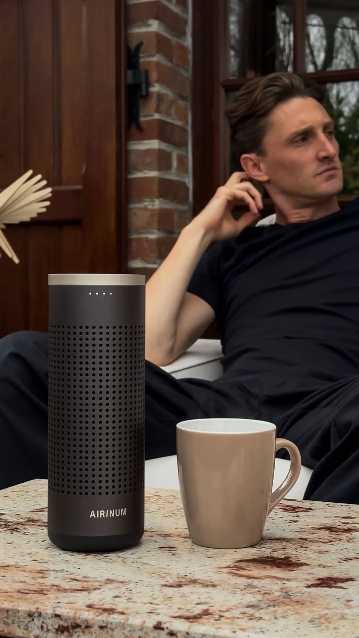 Instagram post by @chrisdelmarle for AIRINUM. Caption reads: Discover the Hale – Personal Air Purifier by....