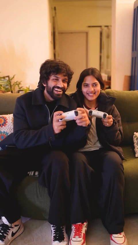 Instagram post by @shreya.priyam for PlayStation. Caption reads: 5 more mins away from Onkar ❌ All the time....