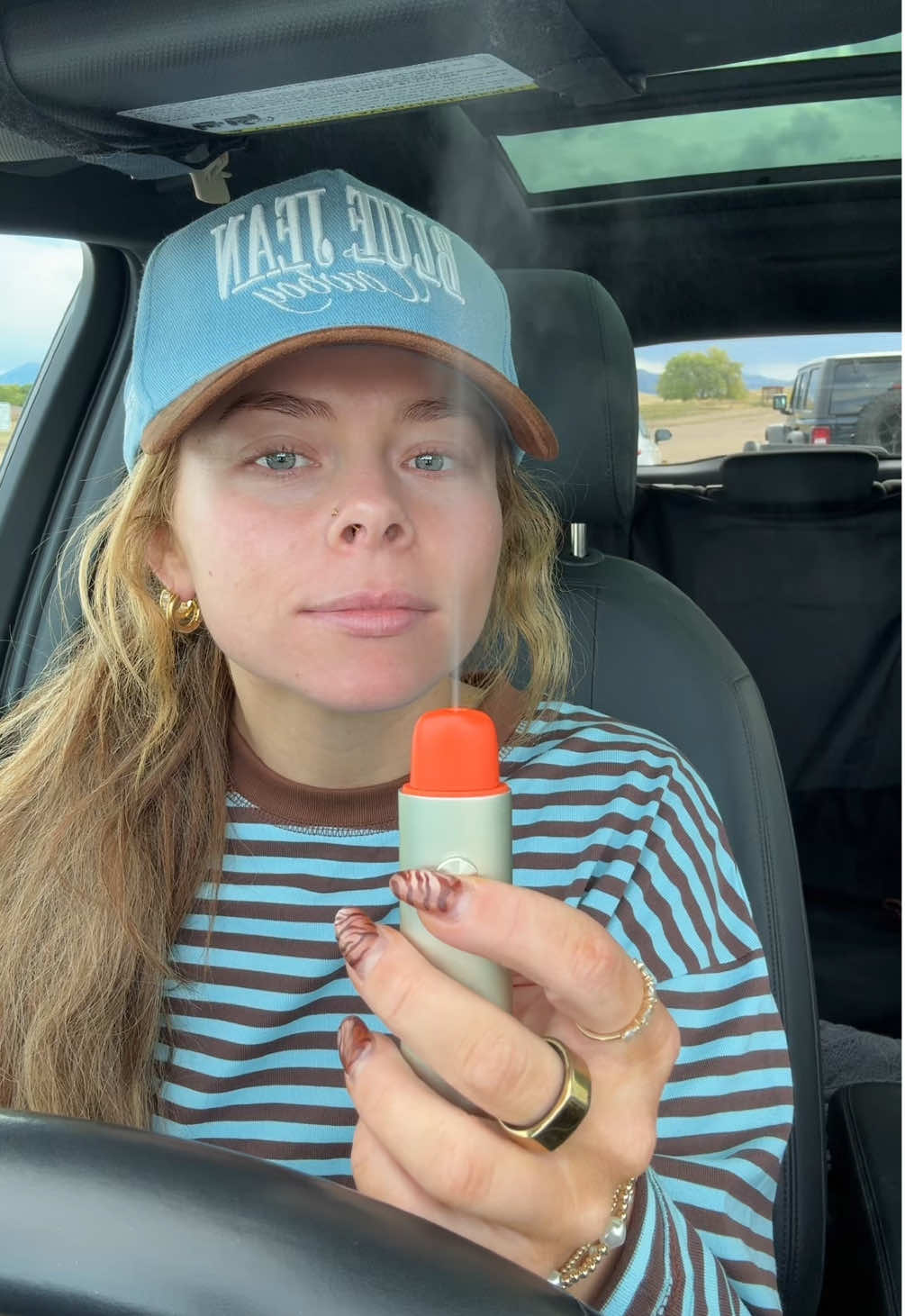 TikTok post by @tiiffancy for Zdeer. Caption reads: [...] #breathspray #oralspray #freshbreath #zdeer....