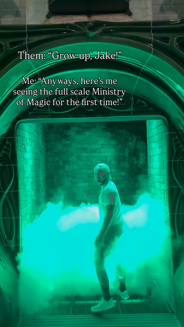 Instagram post by @jakobcl for Universal Orlando Resort. Caption reads: When I heard that they were building the full....