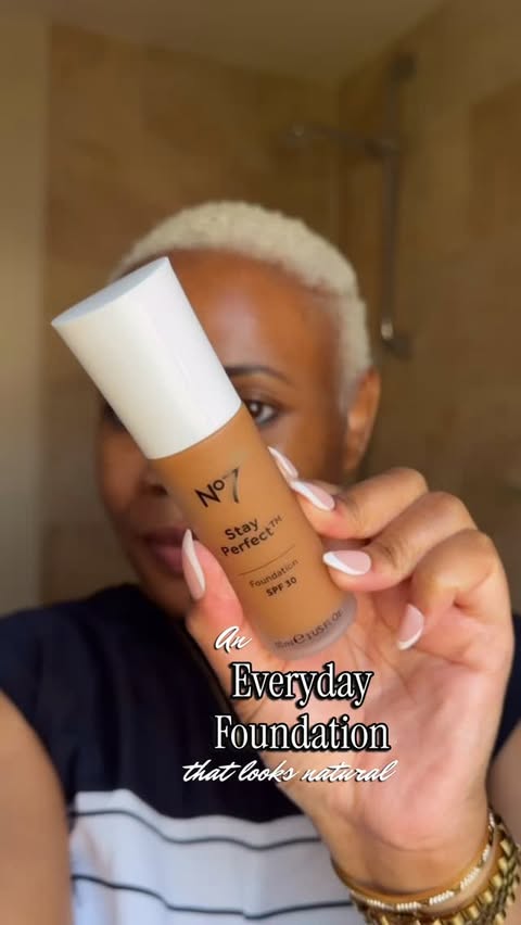 Instagram post by @beautiful_glowy_skin for No7. Caption reads: #AD @no7uk Stay Perfect Foundation SPF30 is the....