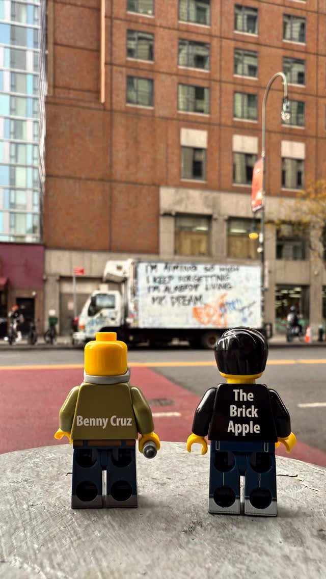 Instagram post by @the.brickapple for Minifigs.me. Caption reads: [...] @joespizzanyc Awesome Minifigs from....