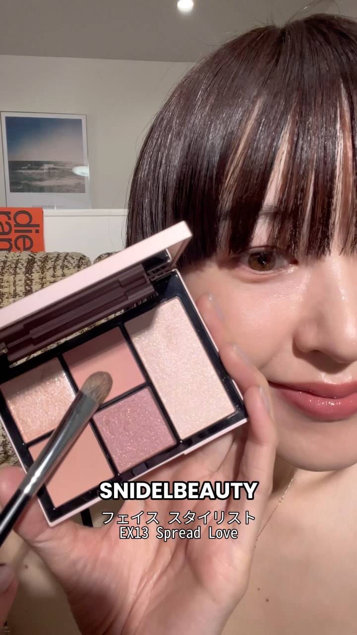 Instagram post by @aikitano.novan for SNIDEL BEAUTY. Caption reads: 1/22発売の　@snidelbeauty....