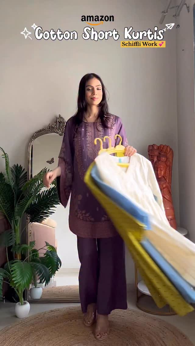 Instagram post by @anisvlogbox_official for Amazon Fashion. Caption reads: Comment “link” for details ✨

Amazon Sale live....