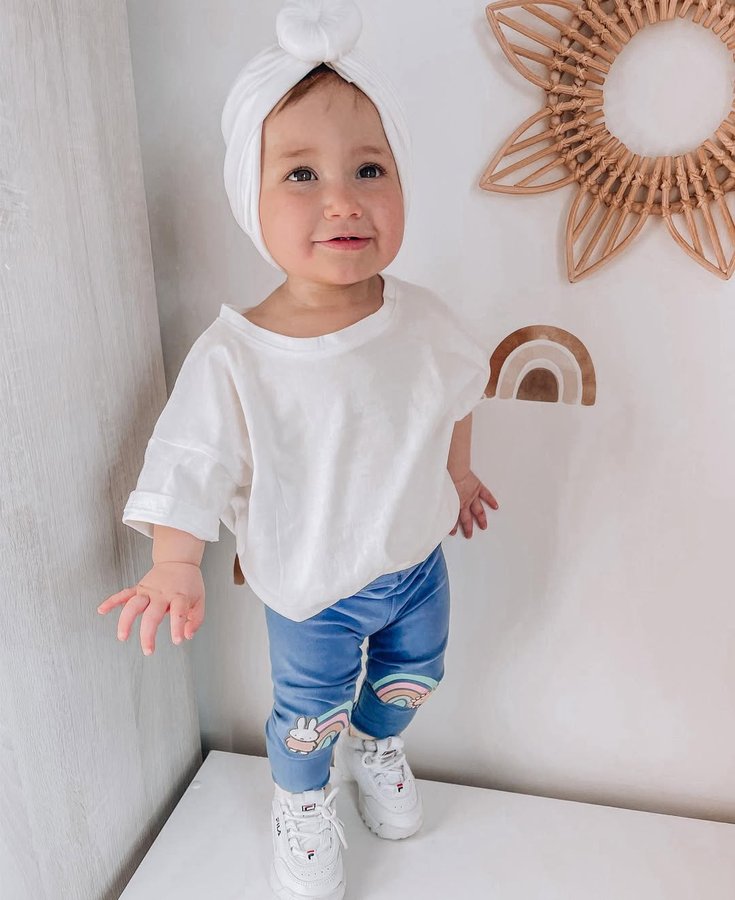 Instagram post by @_ada_mcmahon_ for Next Press. Caption reads: H a p p y  S u n d a y 🌼

These cute little....